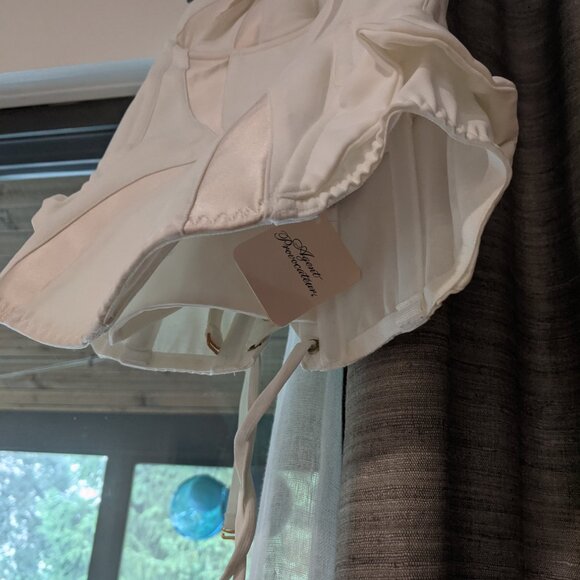 Agent Provocateur NWT white silk corset size 36B - Picture 3 of 5